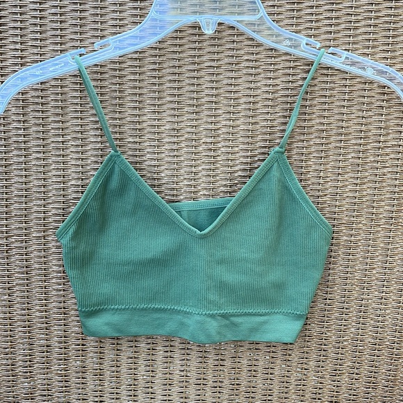Lot of 5 SHEIN crop tops, spaghetti straps - Picture 14 of 15